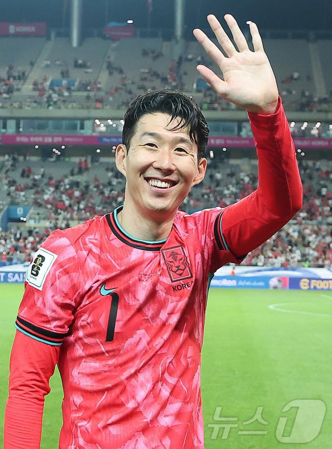 关于本泽马主帅豪言：今晚必须击败孙兴慜，否则辞职！的信息